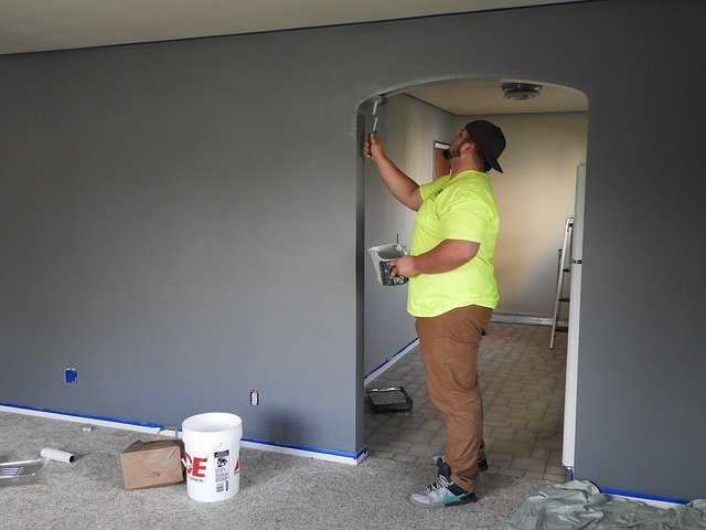 Painters in Pomona worker house painting